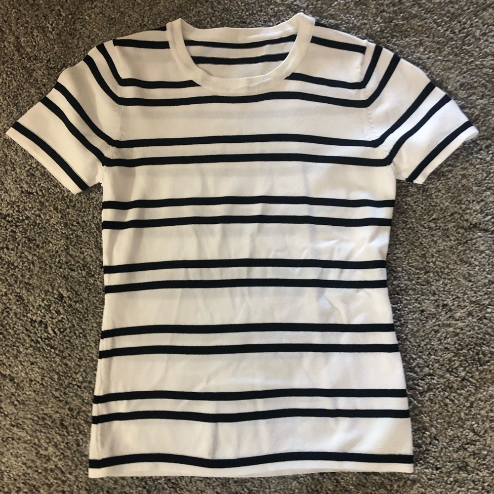 Brandy Melville shirt